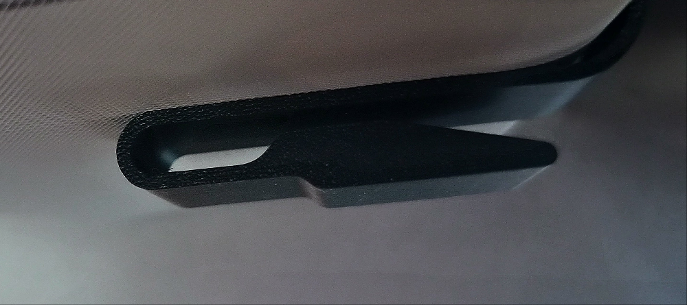 Clema parasolar auto pentru ochelari