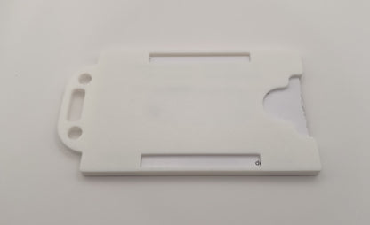 Suport cartelă pentru card de acces utilizat la birou, soluție practică printată 3D