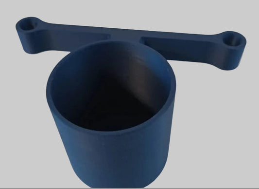 Suport negru mat pentru pahar și doză compatibil cu sistemul Dacia YouClip, realizat prin printare 3D.