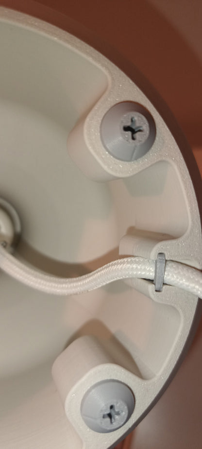 detaliu routing cablu in varianta kit compolet lampa mesh