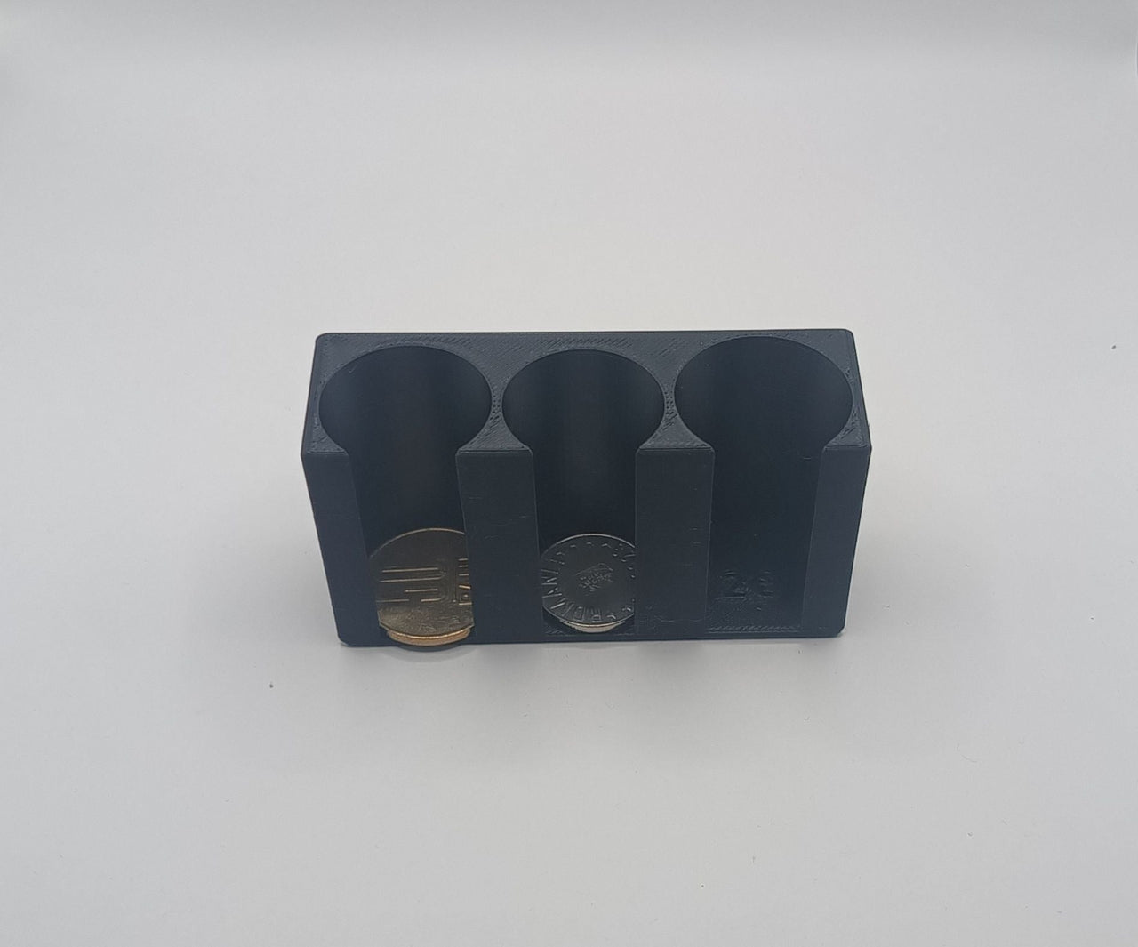 Suport negru pentru monede și fise compatibil YouClip montat în interior auto, printat 3D din PETG rezistent la căldură