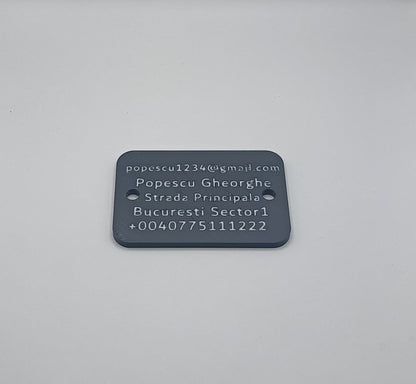 Eticheta troller personalizata cu orificii laterale ranforsate pentru prindere sigura cu bride sau cablu