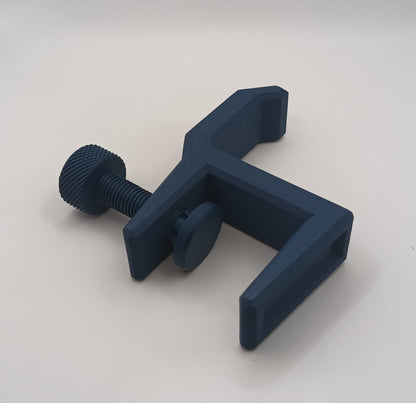 Suport de căști pentru birou cu fixare prin șurub – accesoriu 3D print practic