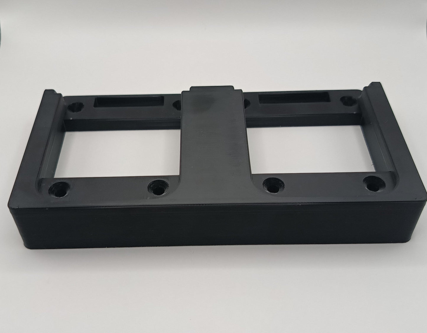 Suport Dublu Makita 18V LXT din ABS Industrial - Rezistent la Căldură și Șocuri (Duo Holder)